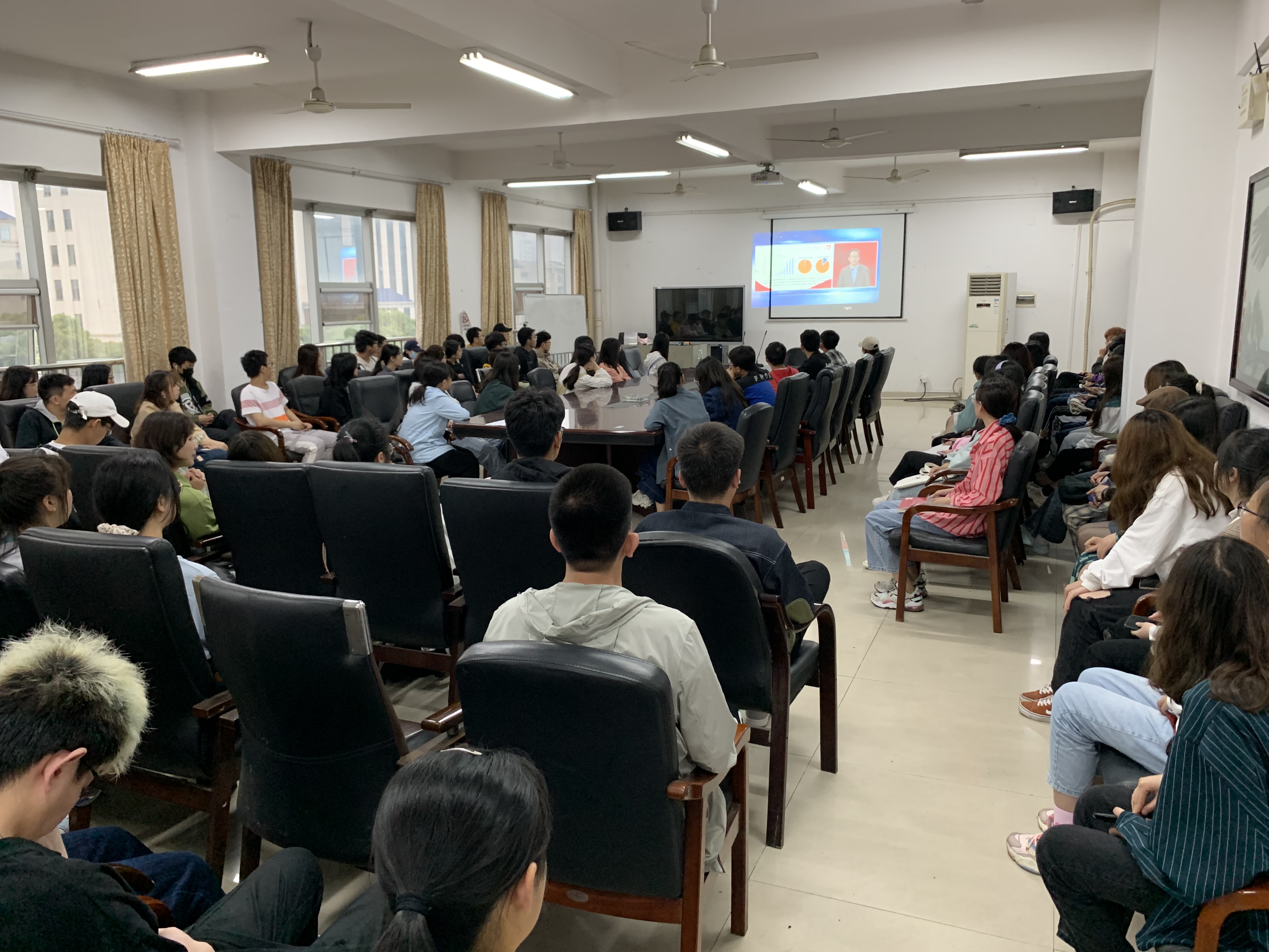 c9808a382fed4737931d1d275c85d32a.jpg c9808a382fed4737931d1d275c85d32a.jpg